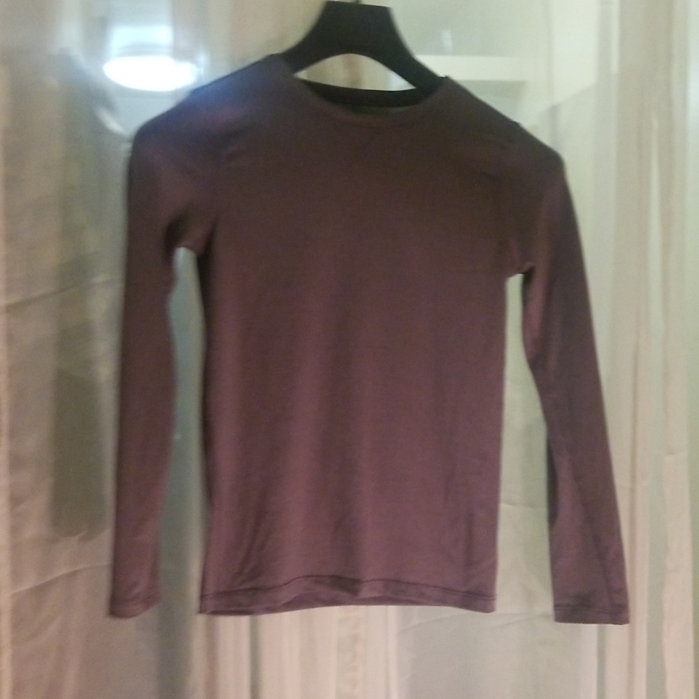 Boys Grey Long Sleeve Athletic Shirt size L (10/12)